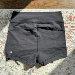 LULULEMON spandex shorts